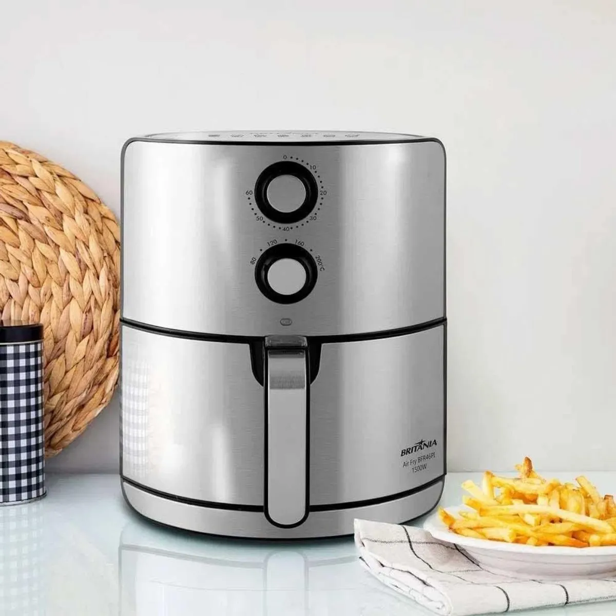 Fritadeira Elétrica sem Óleo Air Fryer Britânia BFR46PI 4,6LT Inox/Preta 220V 1500W