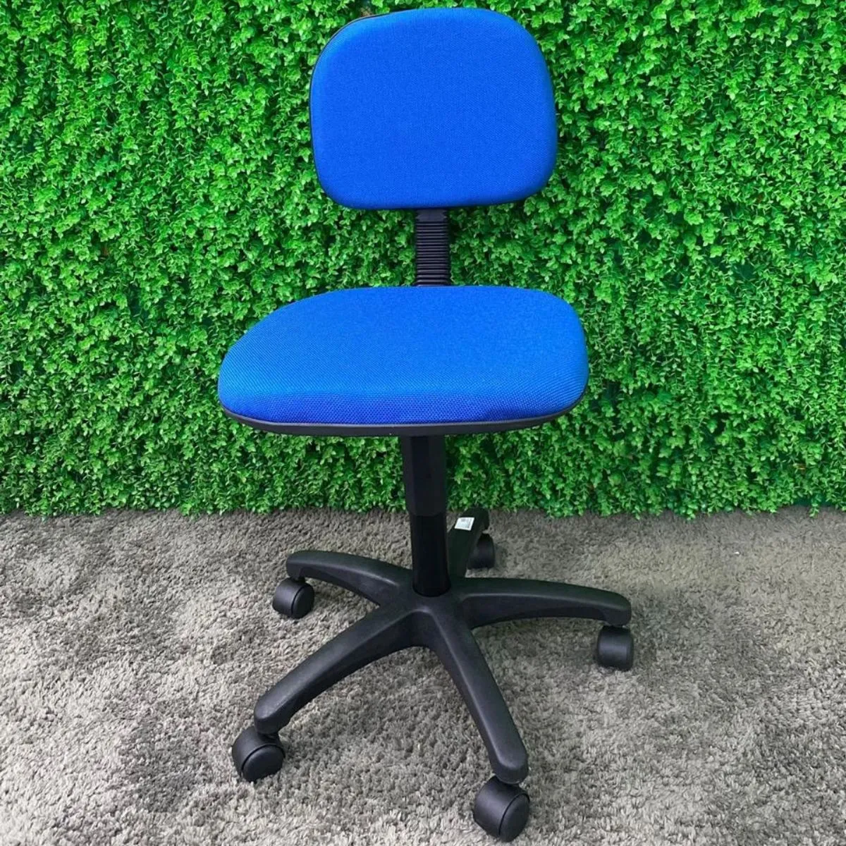 Cadeira Secretária Giratória Sem Braço Azul