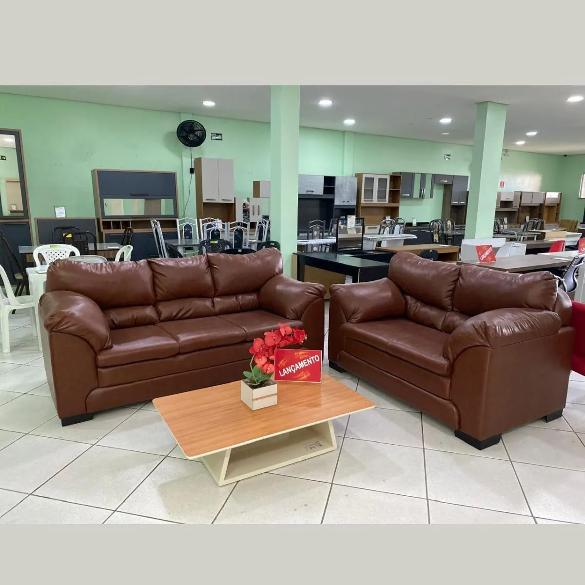 Conjunto de Sofás 3 e 2 lugares Laura Luxo Corino Tecido TL/849