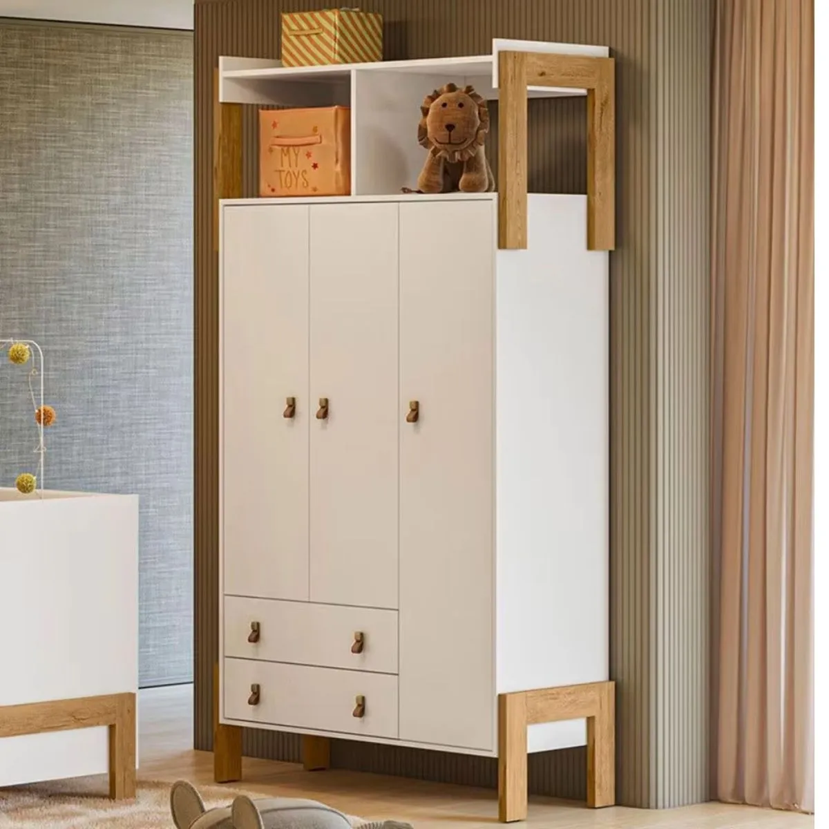 Guarda-Roupa Infantil Fantasia 3 Portas 2 Gavetas com Nicho Branco Acetinado